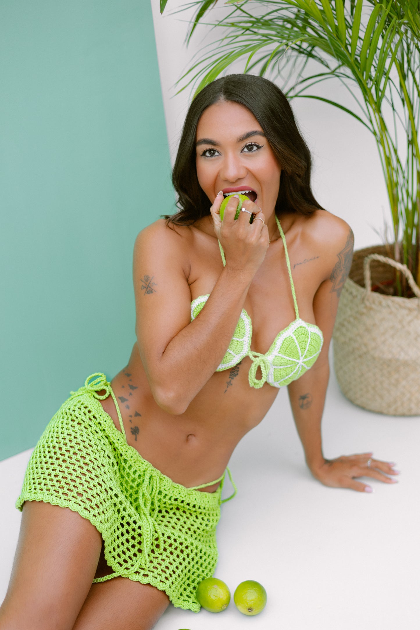 CONJUNTO BIQUÍNI COM SAIA LIMÃO - COLEÇÃO BRASIL FRUTAS